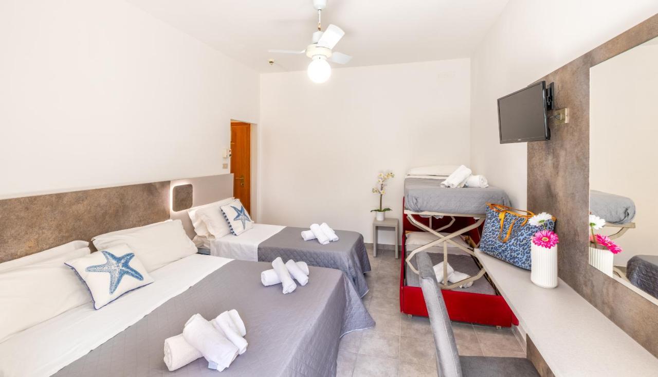 Hotel Condor-New 2024-Con Piscina Riccione Bagian luar foto