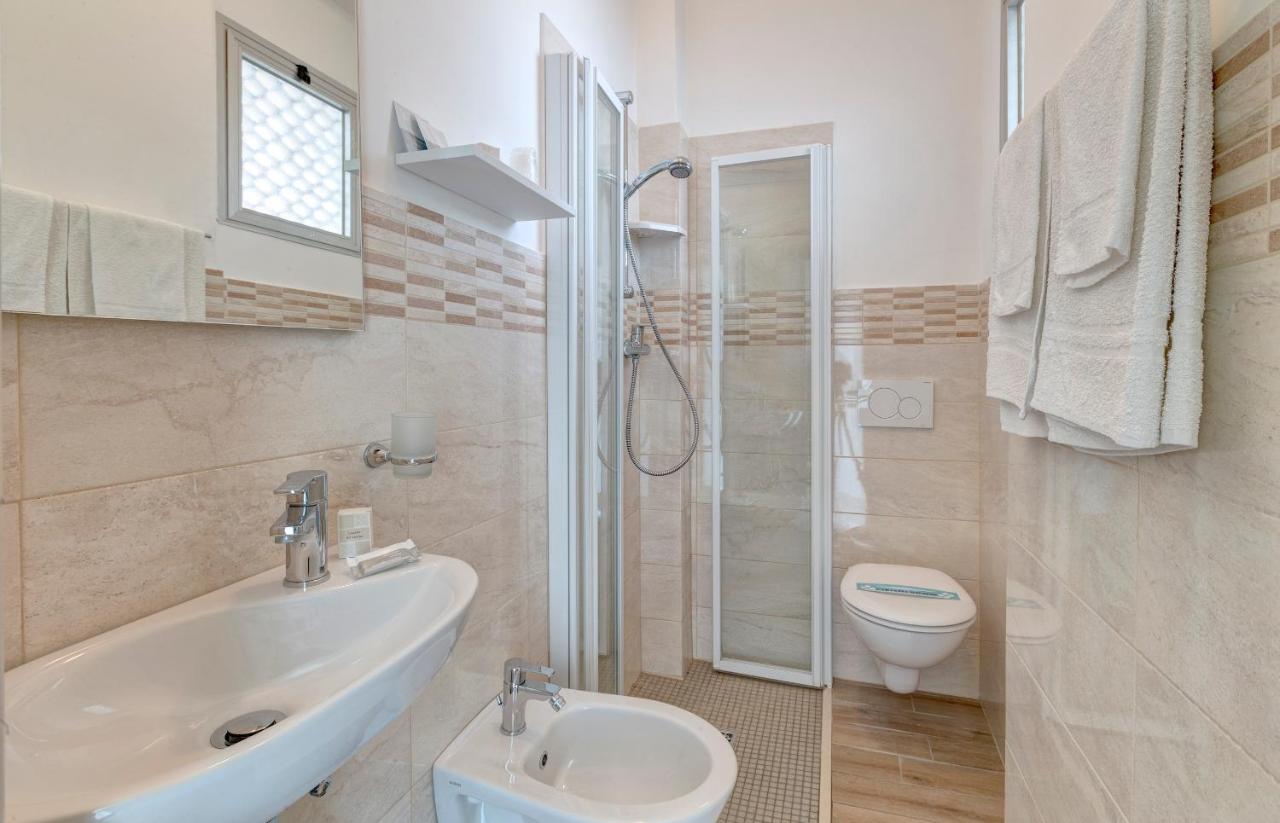 Hotel Condor-New 2024-Con Piscina Riccione Bagian luar foto