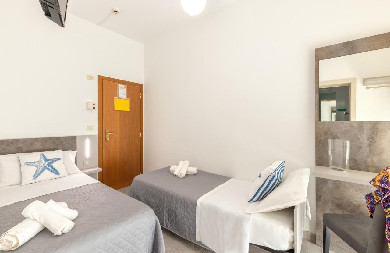 Hotel Condor-New 2024-Con Piscina Riccione Bagian luar foto