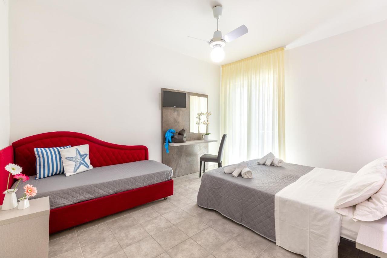 Hotel Condor-New 2024-Con Piscina Riccione Bagian luar foto
